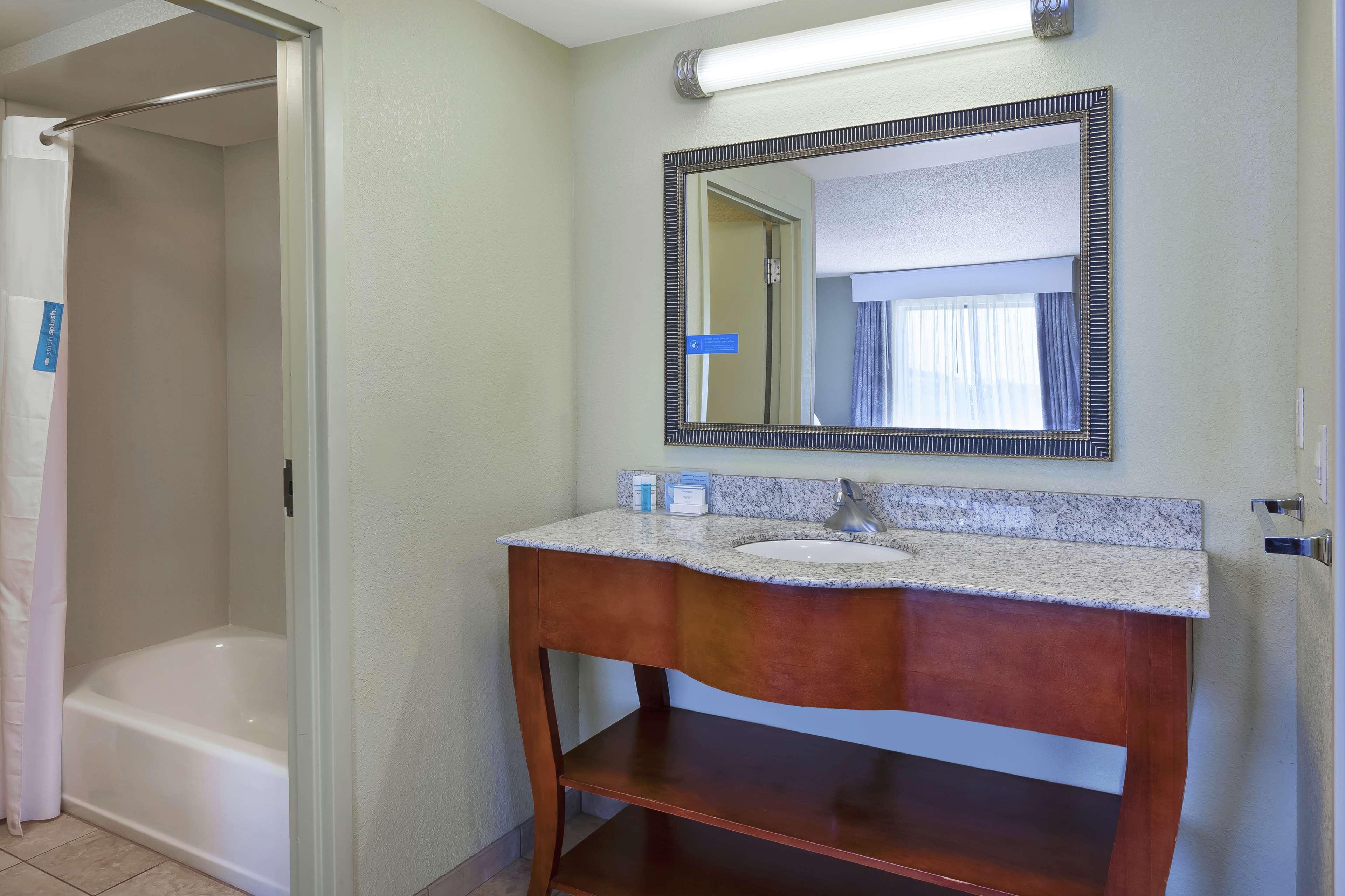 Hampton Inn & Suites Grand Rapids-Airport 28Th St Cascade Dış mekan fotoğraf