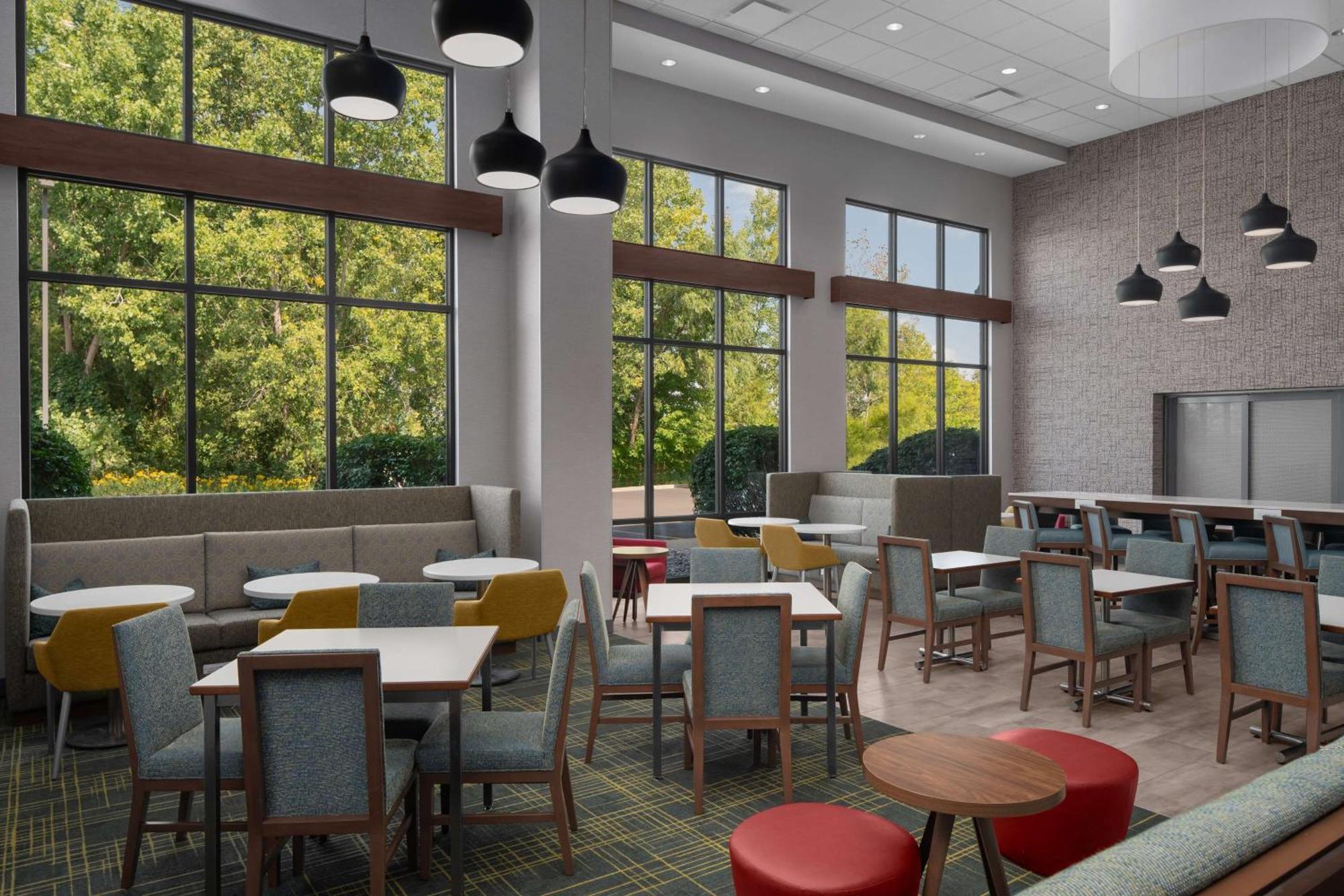 Hampton Inn & Suites Grand Rapids-Airport 28Th St Cascade Dış mekan fotoğraf